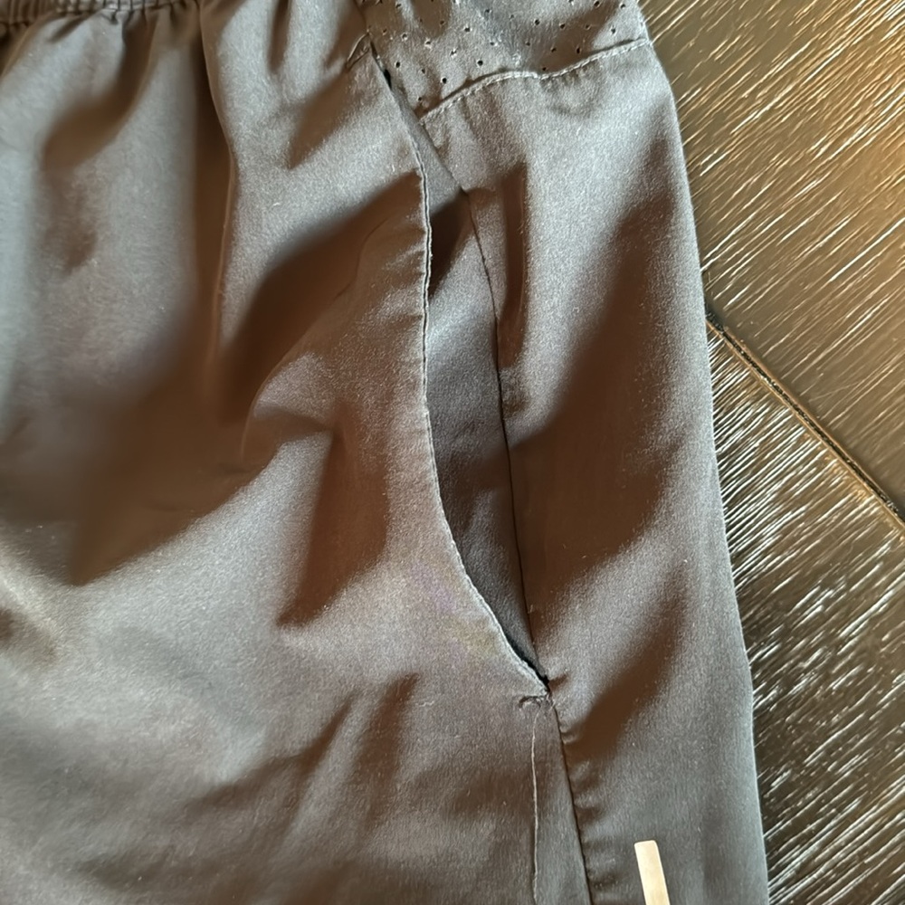 YoungLA Shorts - Picture 4 of 7